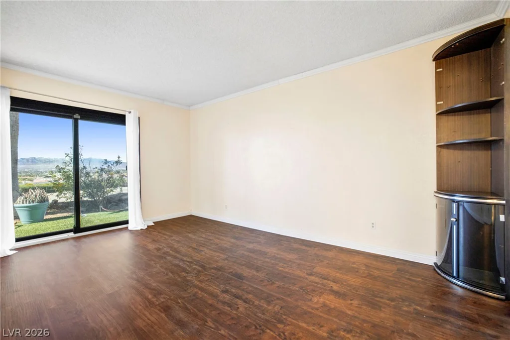 6744 Mountridge, Las Vegas, NV 89110