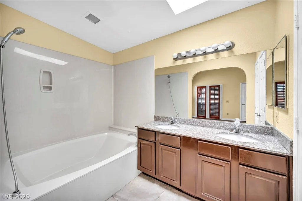 711 Bass, Henderson, NV 89014