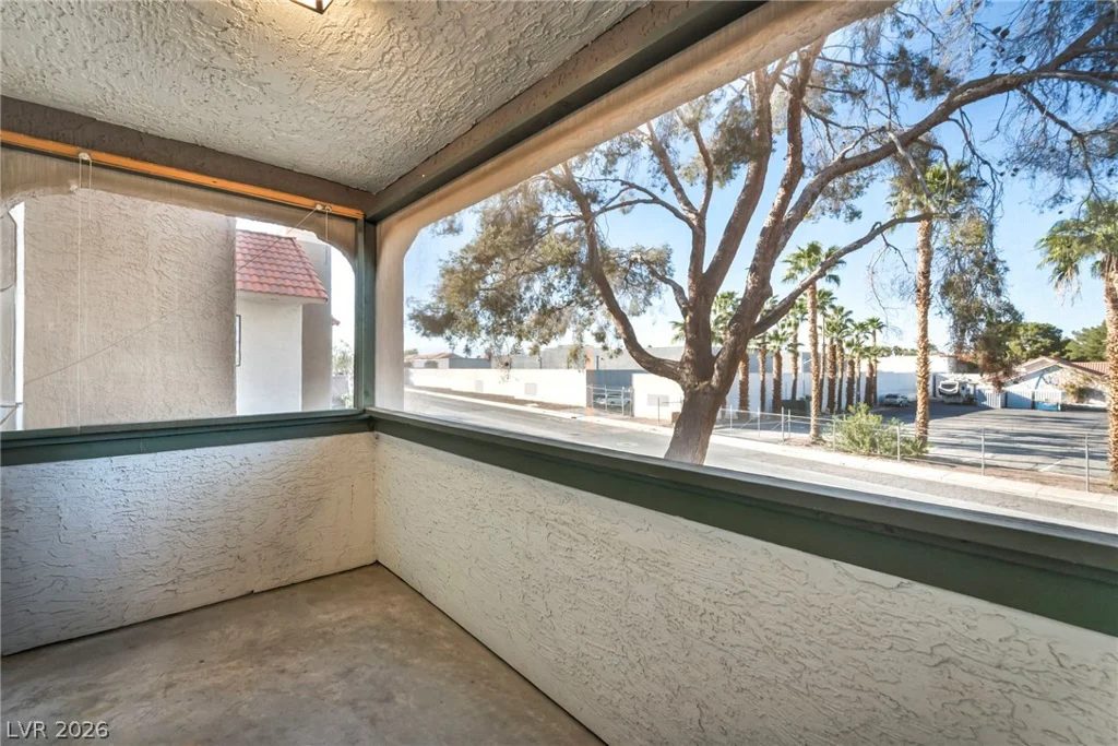 711 Bass, Henderson, NV 89014