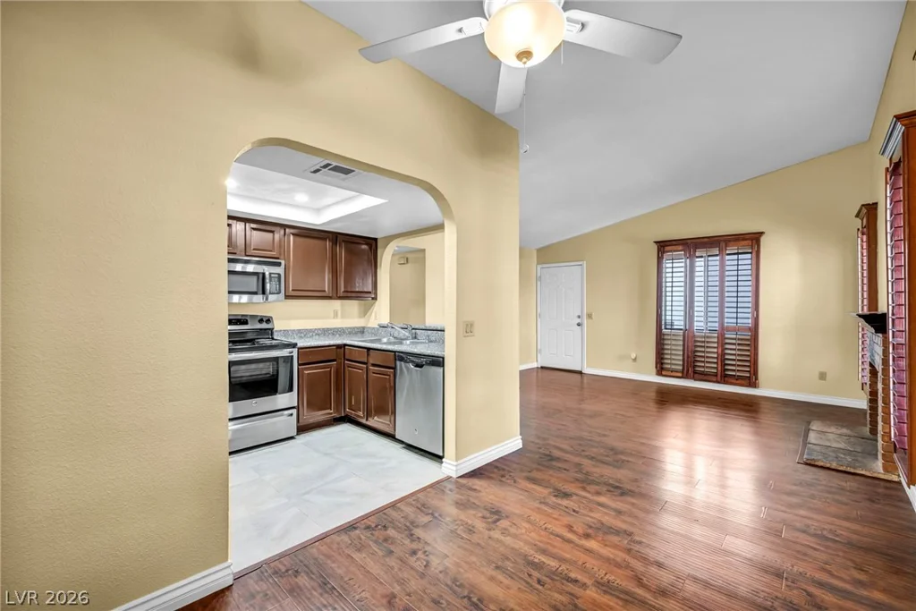 711 Bass, Henderson, NV 89014