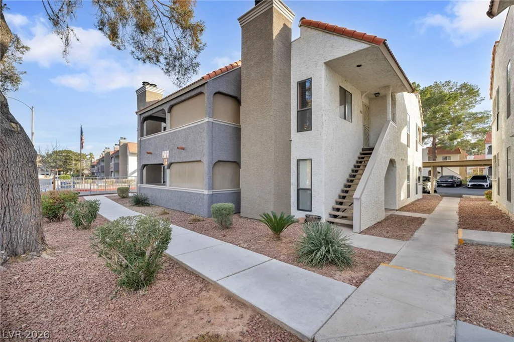 711 Bass, Henderson, NV 89014