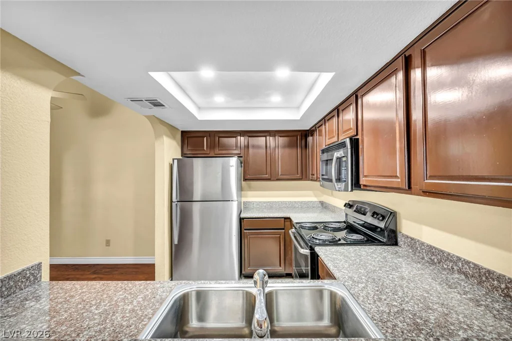 711 Bass, Henderson, NV 89014