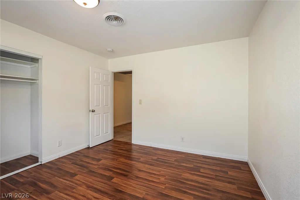 716 Langtry, Las Vegas, NV 89107