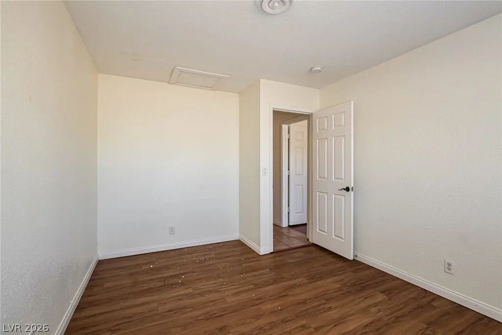 716 Langtry, Las Vegas, NV 89107