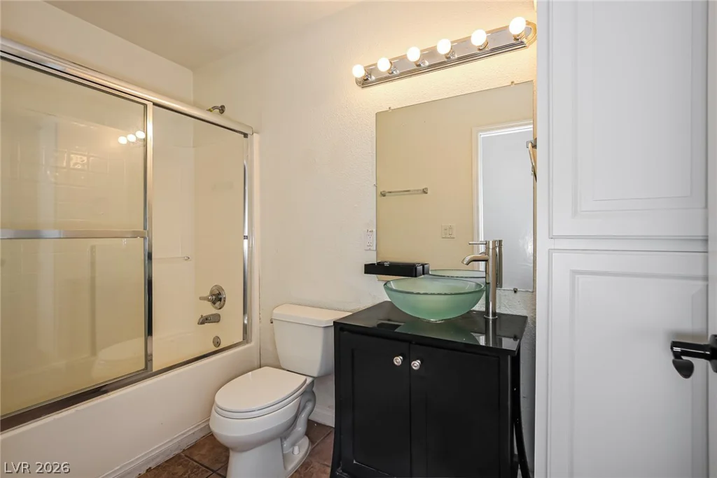 716 Langtry, Las Vegas, NV 89107