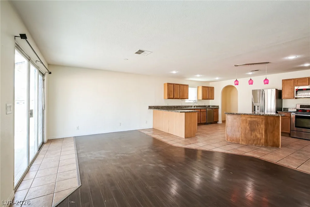 716 Langtry, Las Vegas, NV 89107