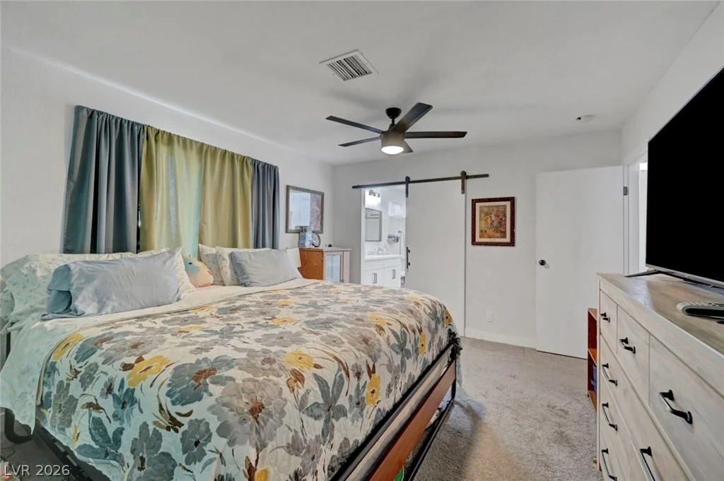 4526 Viking, Las Vegas, NV 89121