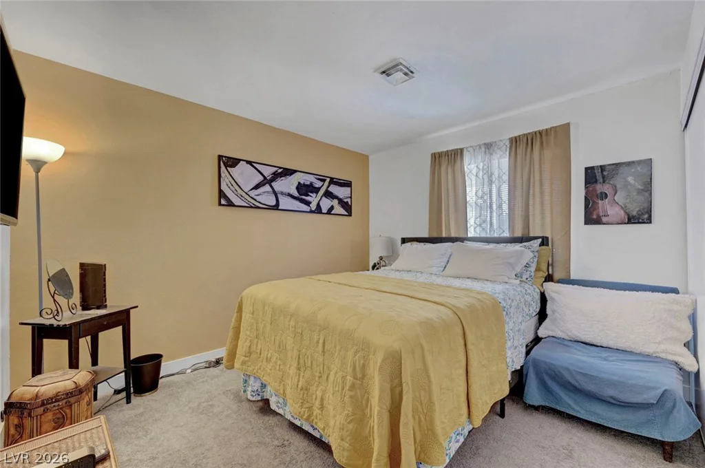 4526 Viking, Las Vegas, NV 89121