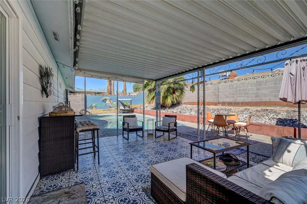 4526 Viking, Las Vegas, NV 89121