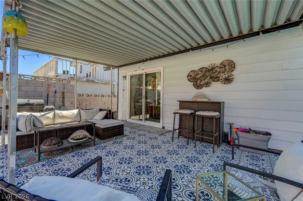 4526 Viking, Las Vegas, NV 89121