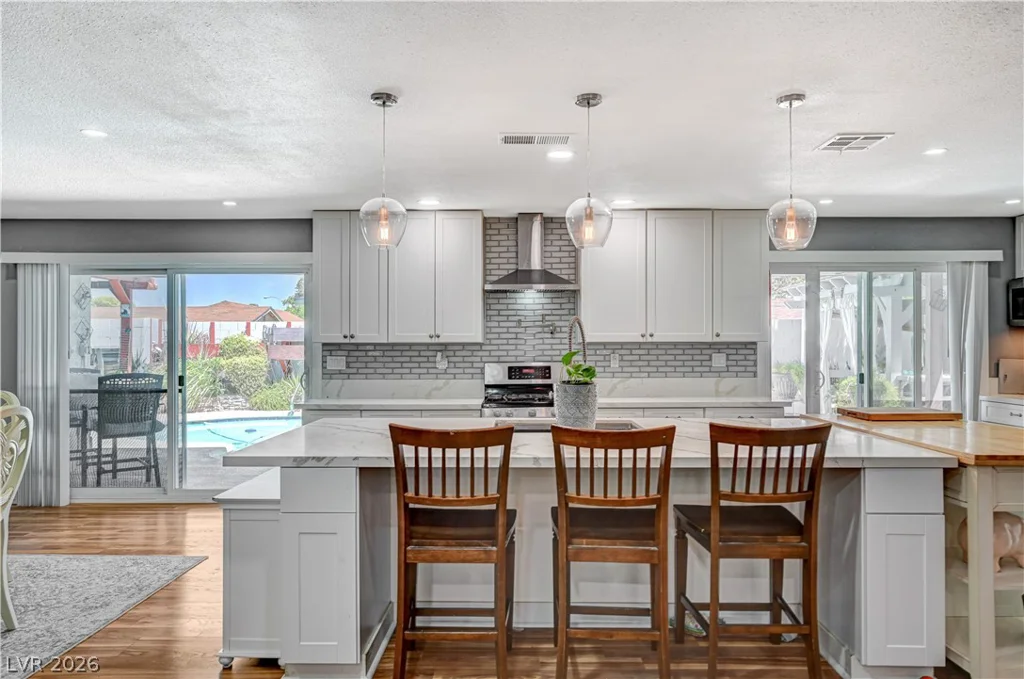 6358 Elmira, Las Vegas, NV 89118