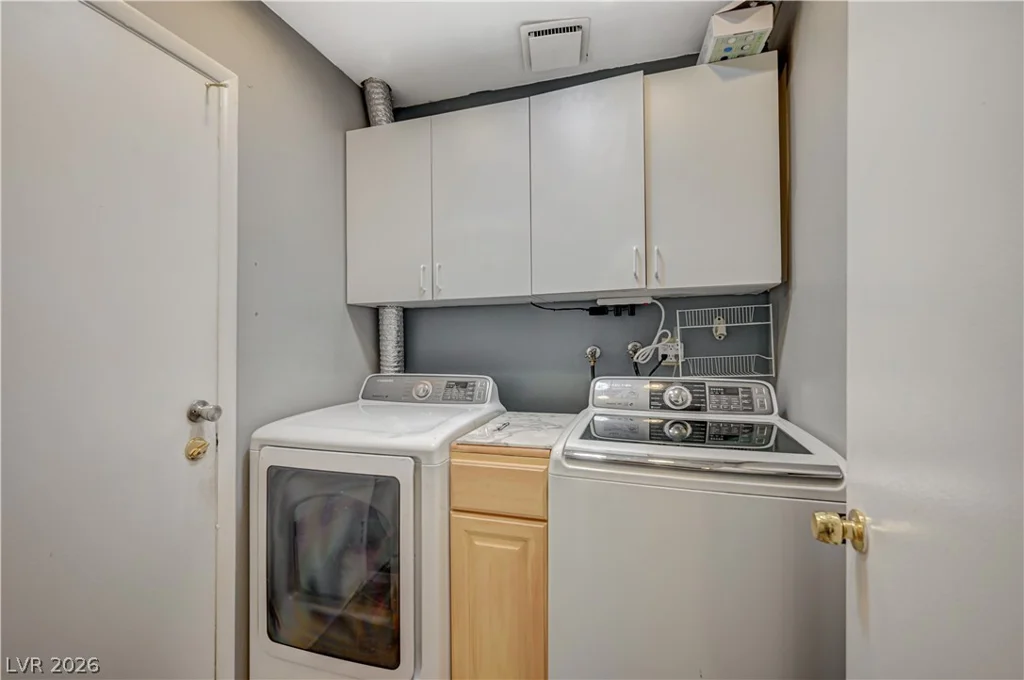 6358 Elmira, Las Vegas, NV 89118