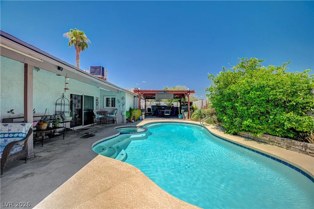 6358 Elmira, Las Vegas, NV 89118