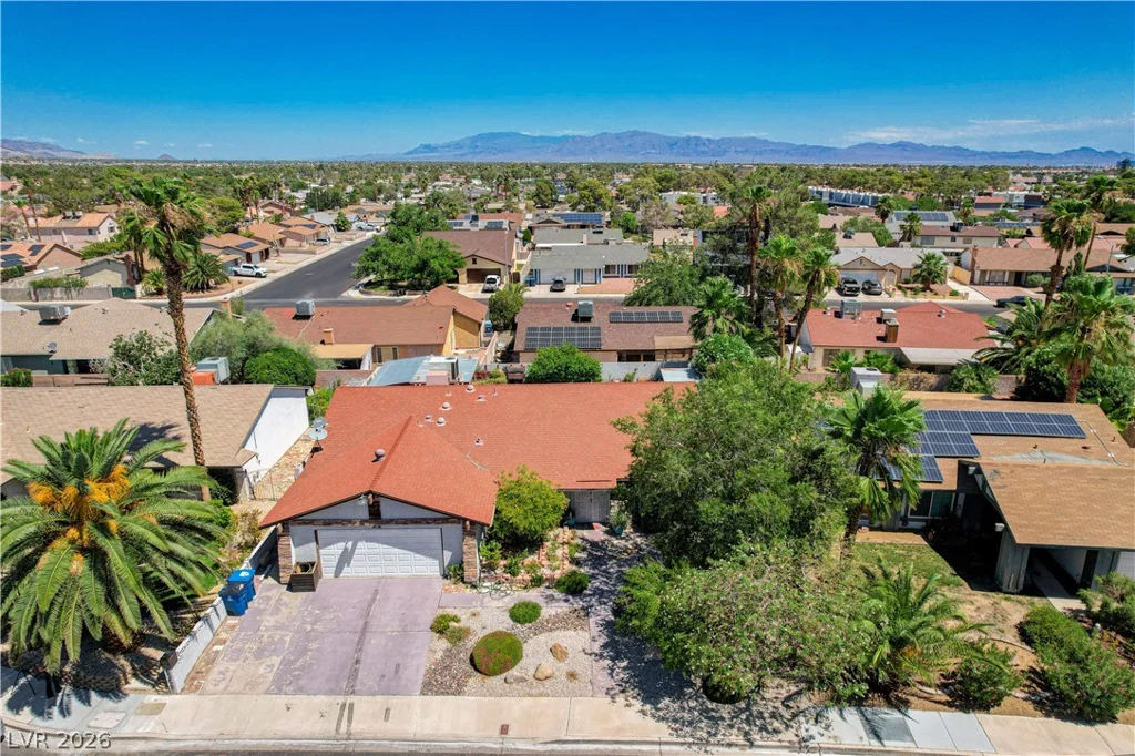 6358 Elmira, Las Vegas, NV 89118
