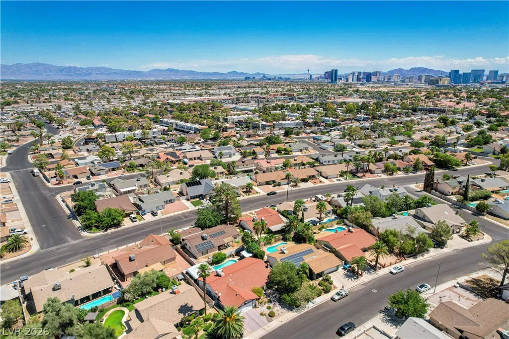 6358 Elmira, Las Vegas, NV 89118