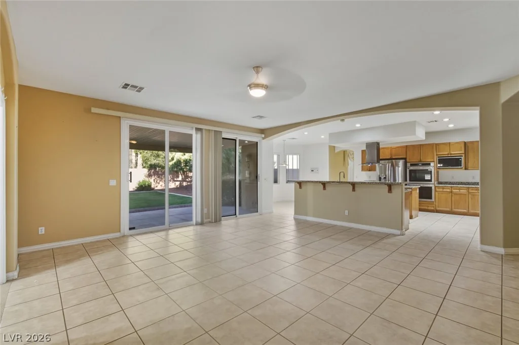 7140 Sudley, Las Vegas, NV 89131