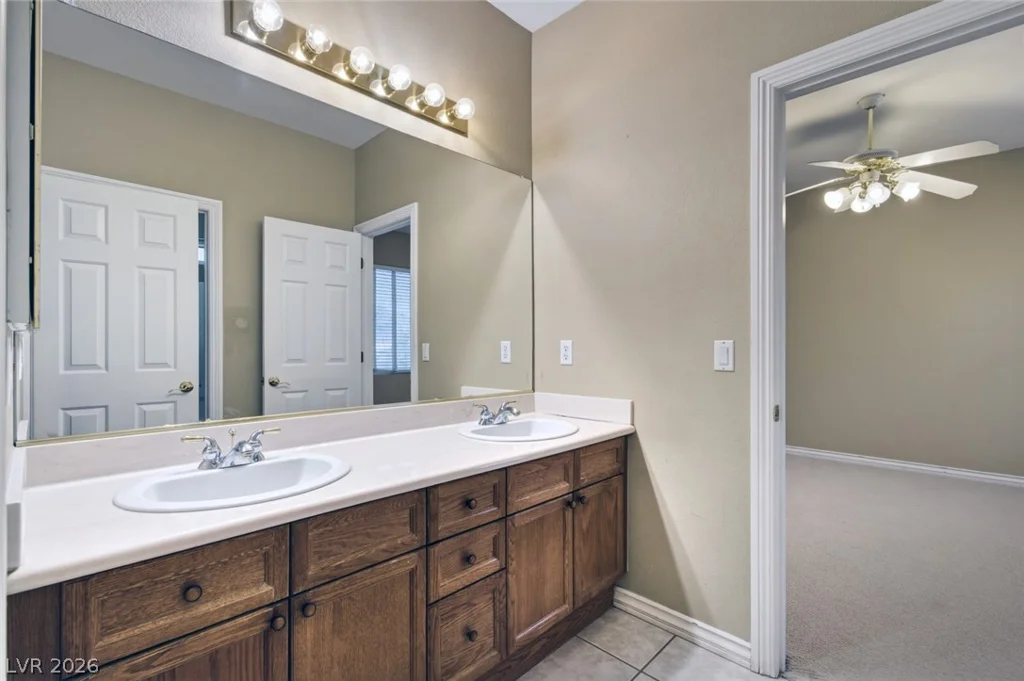 7140 Sudley, Las Vegas, NV 89131