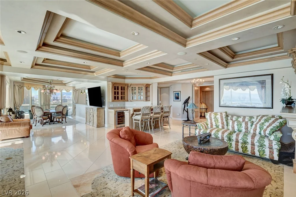 2877 Paradise, Las Vegas, NV 89109