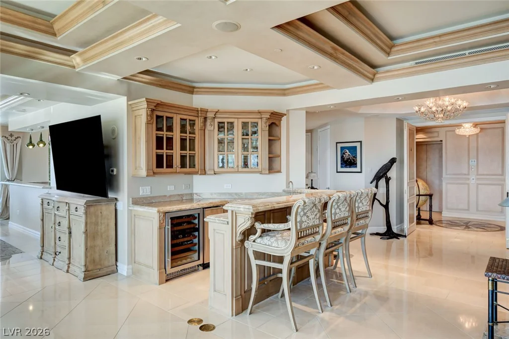2877 Paradise, Las Vegas, NV 89109