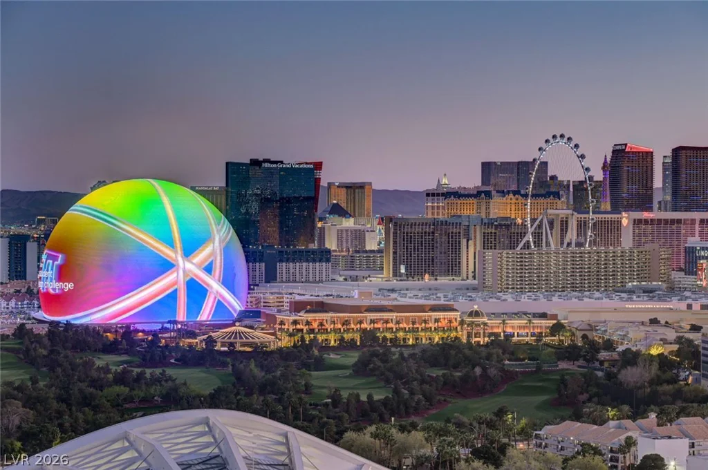 2877 Paradise, Las Vegas, NV 89109