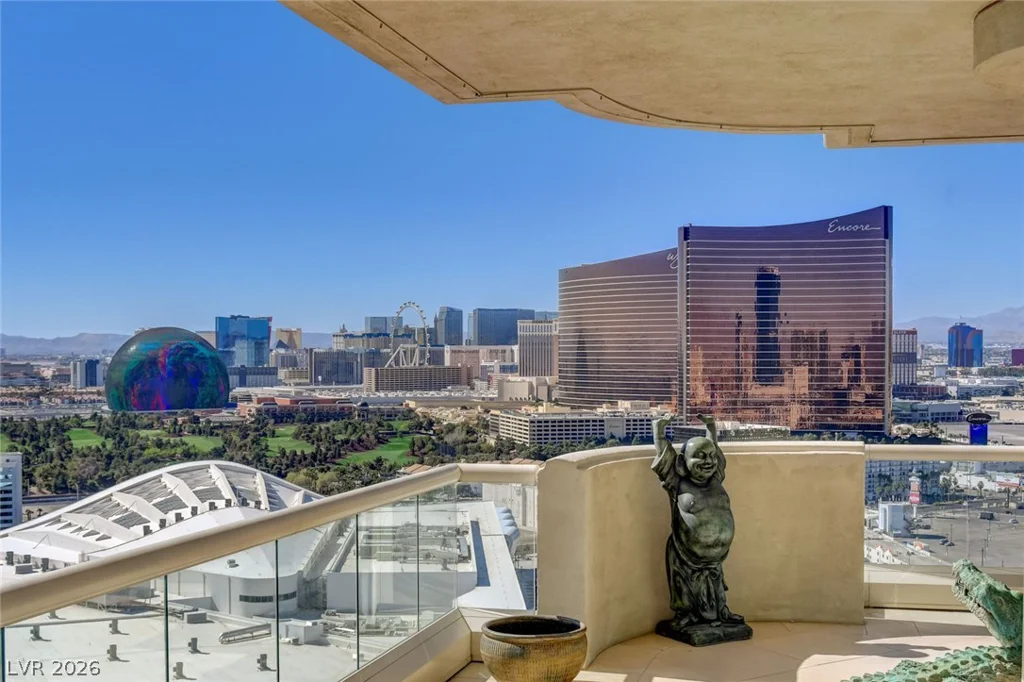 2877 Paradise, Las Vegas, NV 89109