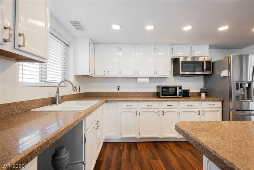 230 Rochell, Henderson, NV 89015