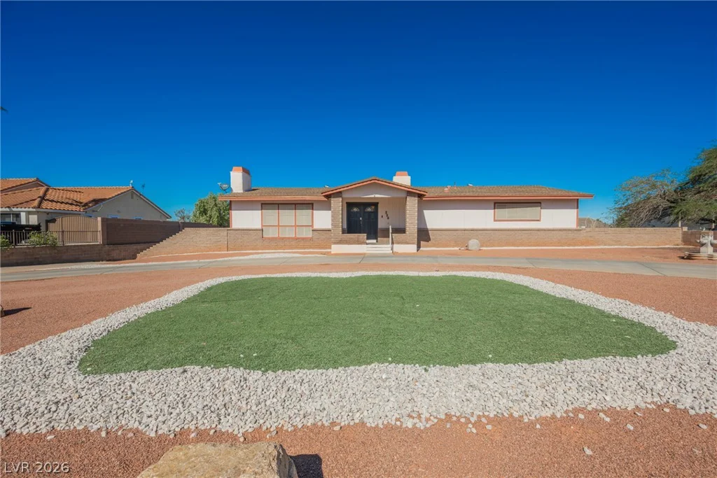 230 Rochell, Henderson, NV 89015