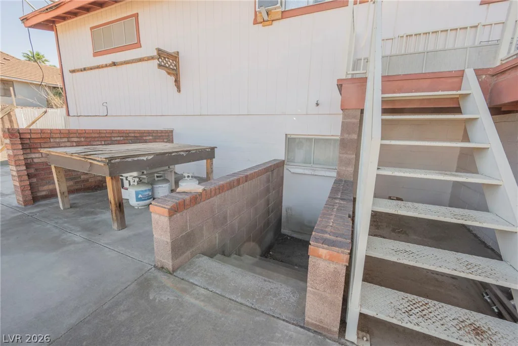 230 Rochell, Henderson, NV 89015