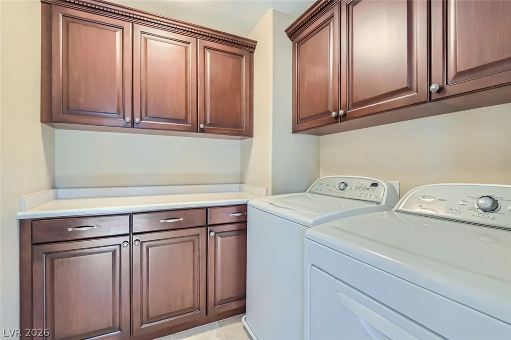 7381 Calzado, Las Vegas, NV 89178