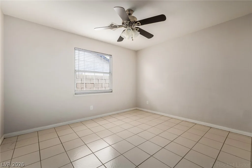 9021 Sunny Hills, Las Vegas, NV 89147