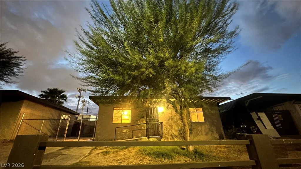 1649 Stocker, North Las Vegas, NV 89030
