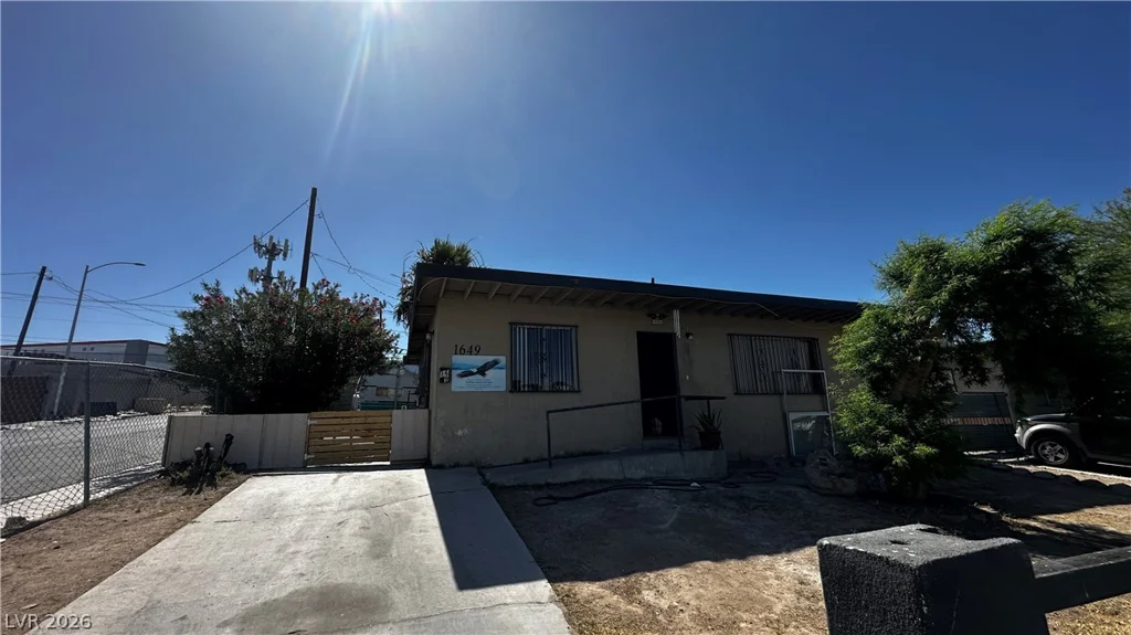 1649 Stocker, North Las Vegas, NV 89030