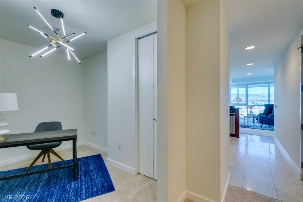 4525 Dean Martin, Las Vegas, NV 89103