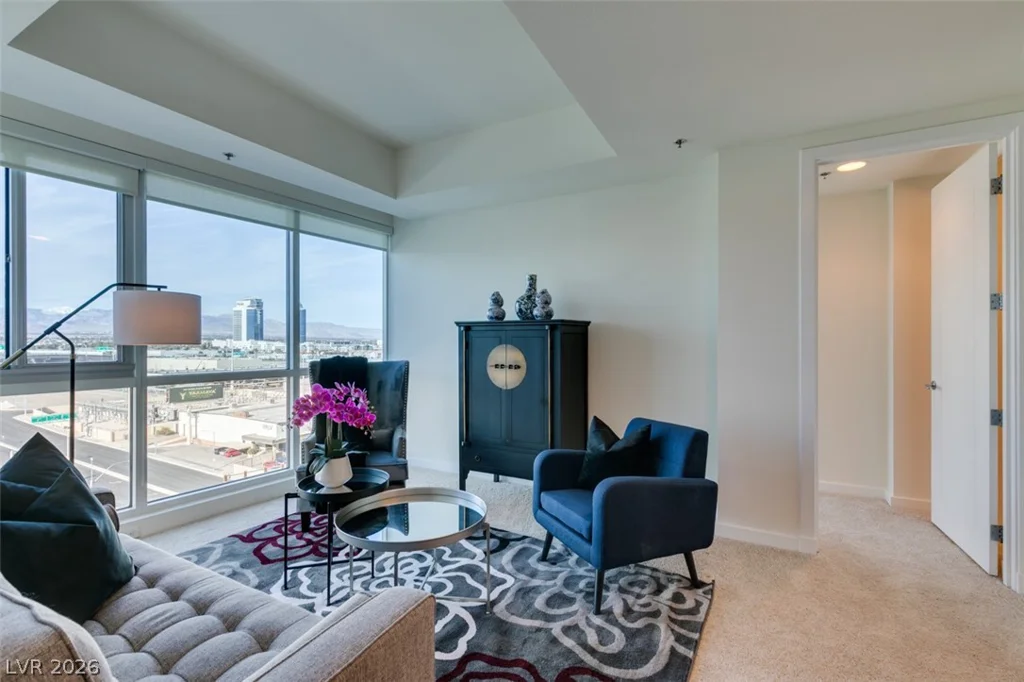 4525 Dean Martin, Las Vegas, NV 89103