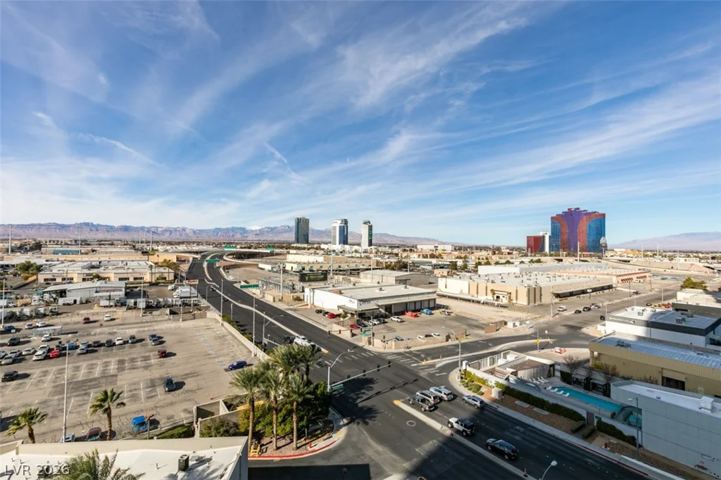 4525 Dean Martin, Las Vegas, NV 89103