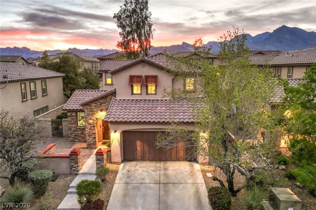 553 Wandering Violets, Las Vegas, NV 89138