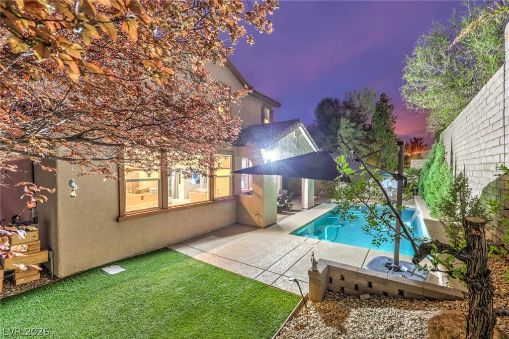 553 Wandering Violets, Las Vegas, NV 89138
