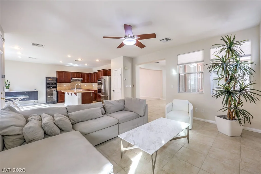 553 Wandering Violets, Las Vegas, NV 89138