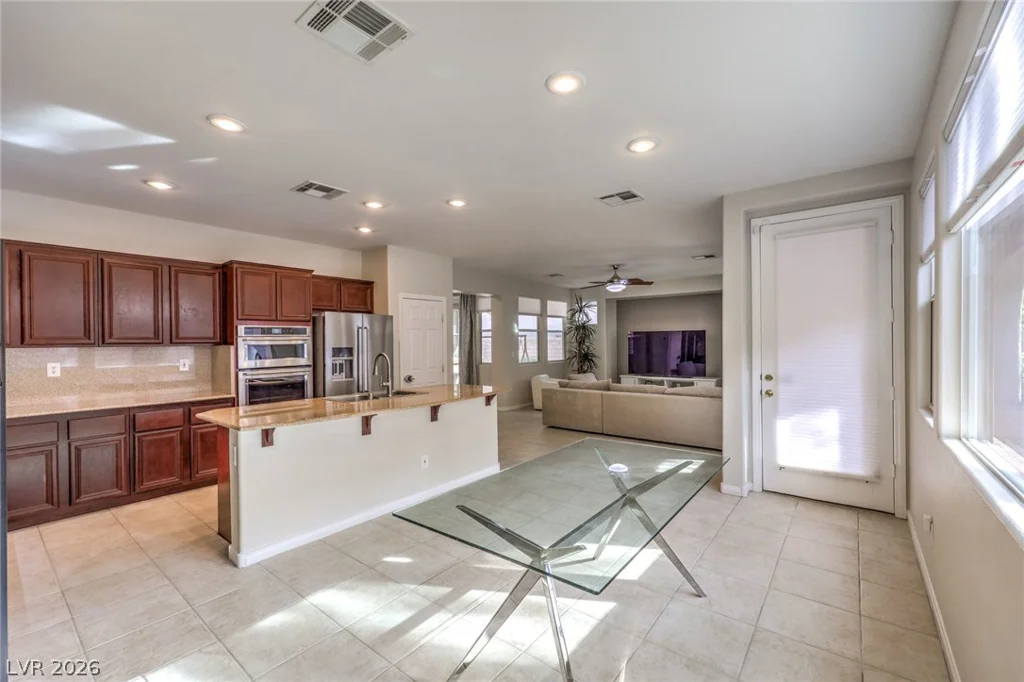553 Wandering Violets, Las Vegas, NV 89138