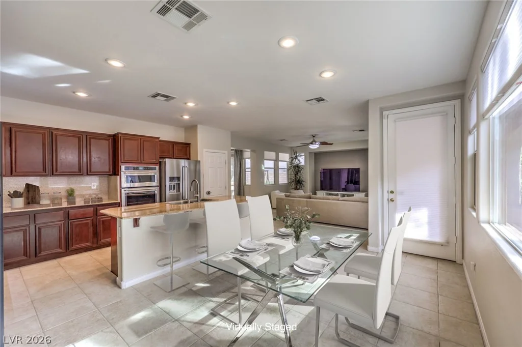 553 Wandering Violets, Las Vegas, NV 89138