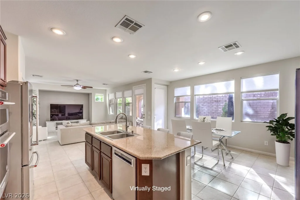553 Wandering Violets, Las Vegas, NV 89138
