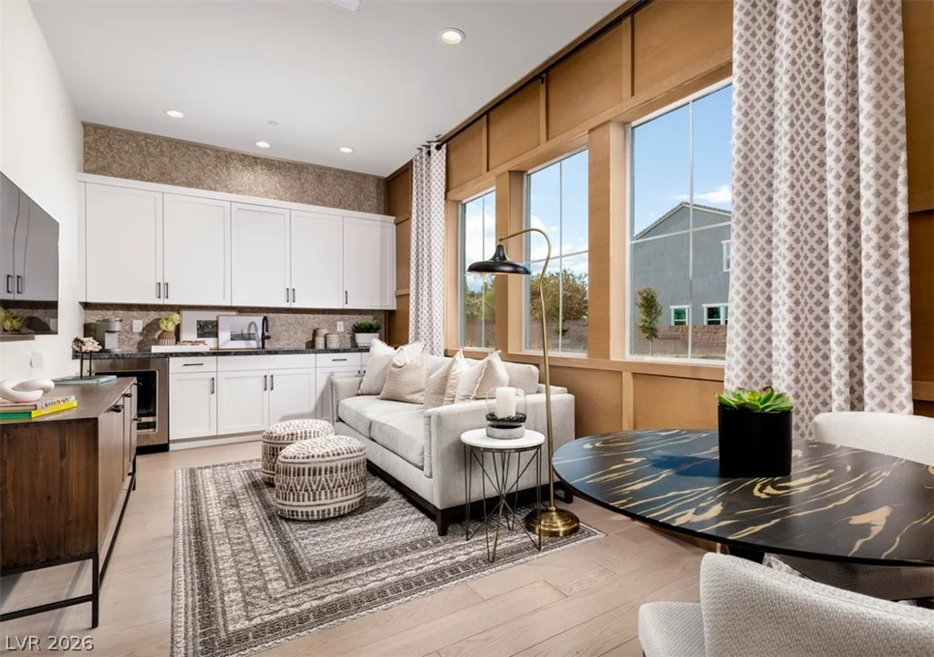 5925 Cassia Meadow, Las Vegas, NV 89131