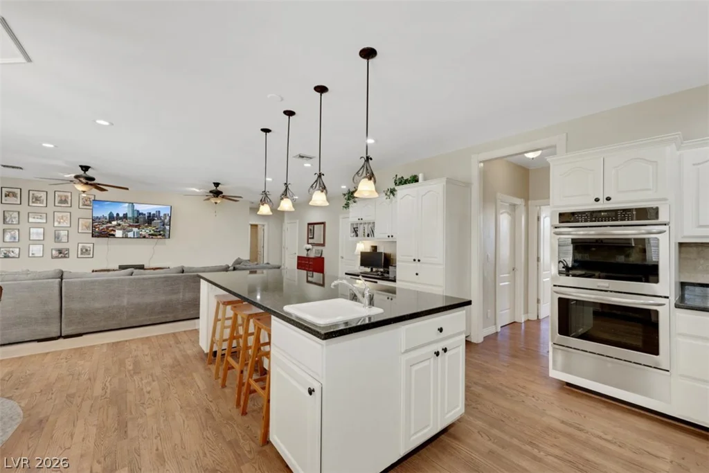 6465 Spanish Garden, Las Vegas, NV 89110