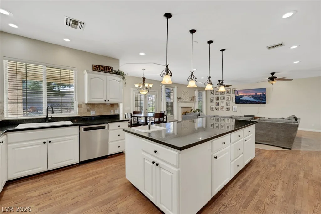 6465 Spanish Garden, Las Vegas, NV 89110