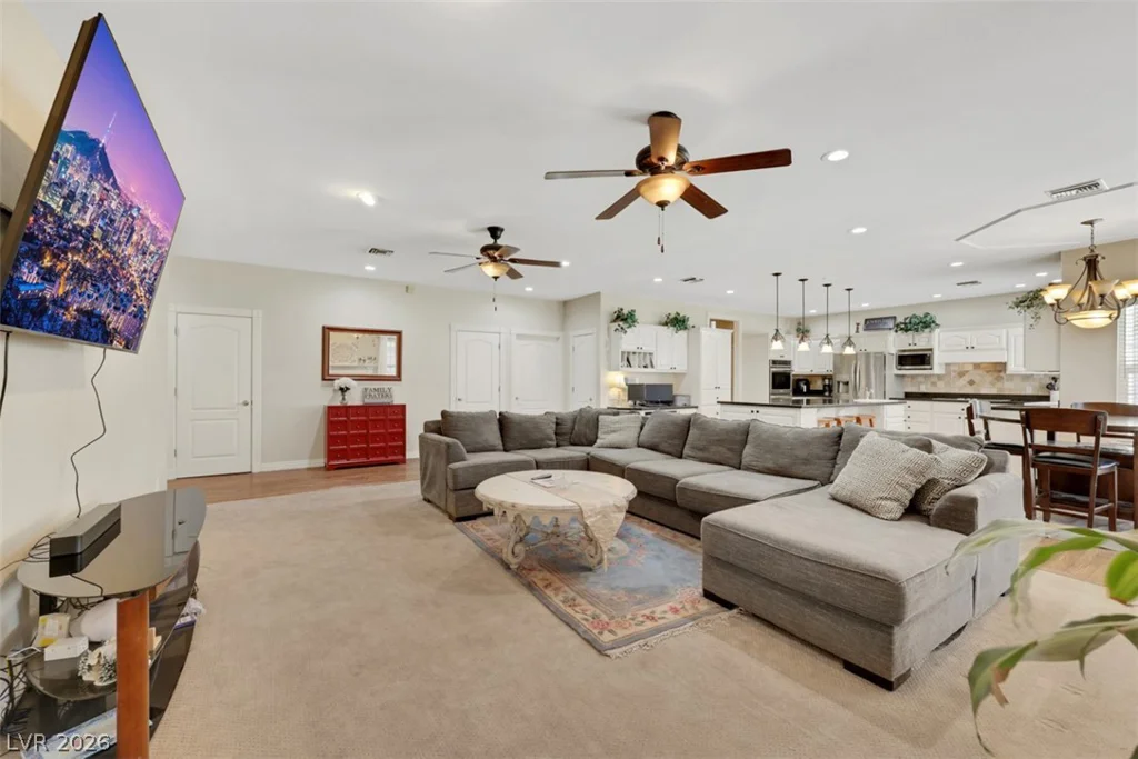 6465 Spanish Garden, Las Vegas, NV 89110