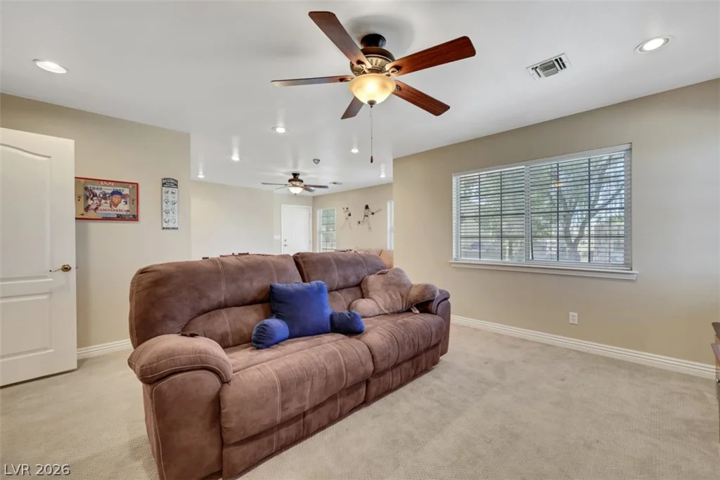 6465 Spanish Garden, Las Vegas, NV 89110