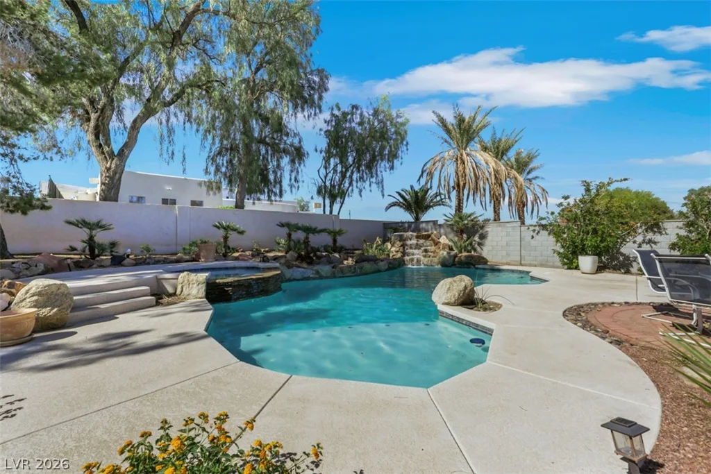6465 Spanish Garden, Las Vegas, NV 89110