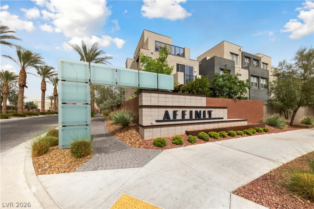 11238 Essence Point, Las Vegas, NV 89135