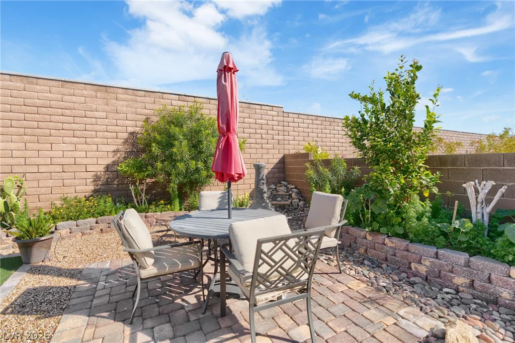 984 Brilliant Meadow, North Las Vegas, NV 89086