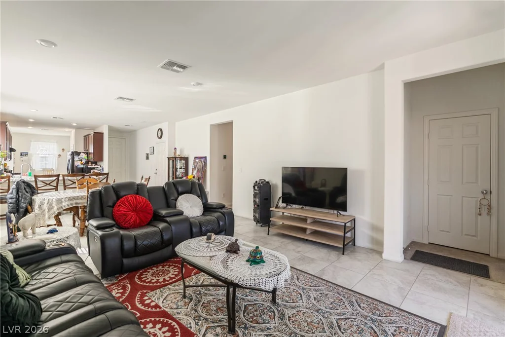 984 Brilliant Meadow, North Las Vegas, NV 89086